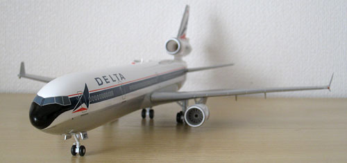 1/200 ホーガン・ウィングス デルタ航空公式モデル MD-11