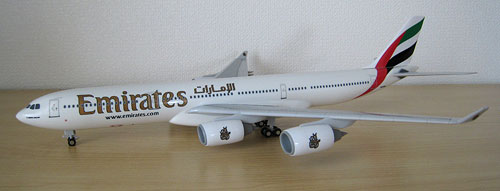 1/200 エミレーツ航空公式モデル A340-500