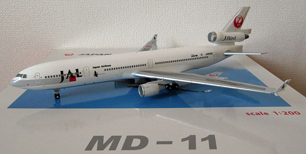 1/200 JALUX MD-11 J Bird