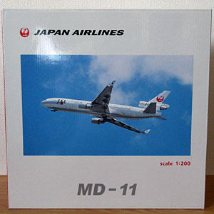 1/200 JALUX MD-11 J Bird