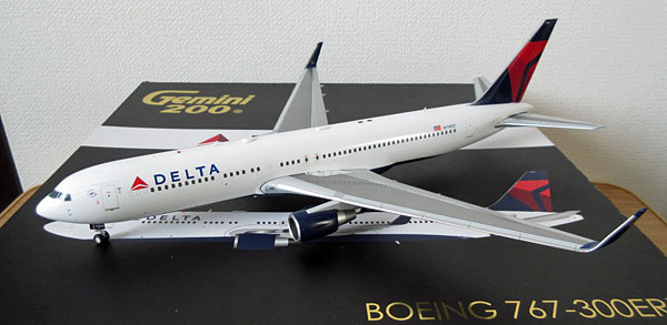 ジェミニ200 DELTA BOEING 767-300ER