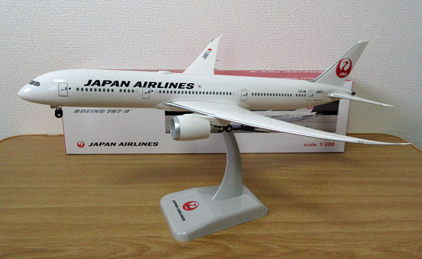 1/200 ホーガン・ウイングス JAL B787-9