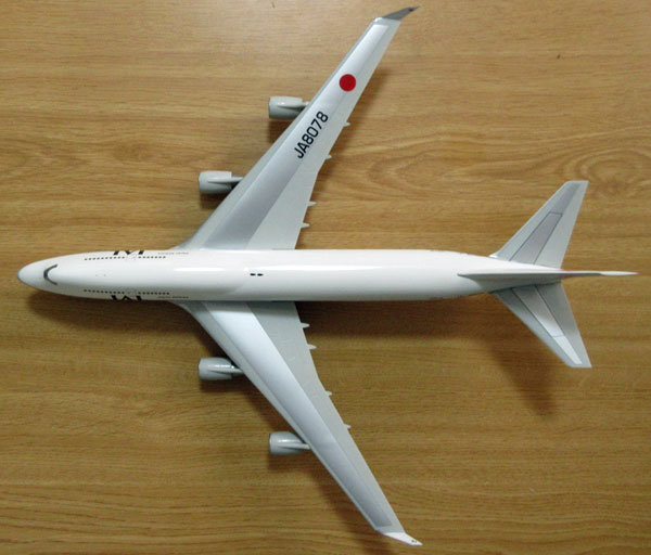 1/200 ホーガン・ウイングス JAL B747-400 「SKY CRUISER」