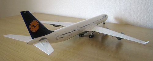 1/200 ヘルパ ルフトハンザ A340-600 D‐AIHA