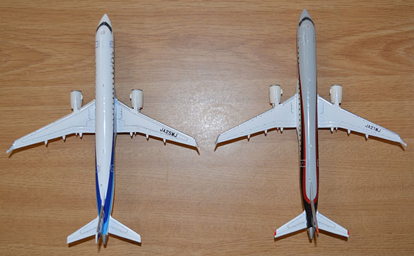 1/200 全日空商事 三菱航空機 MRJ90 JA25MJ